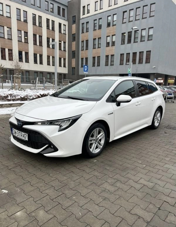 Toyota Corolla cena 75000 przebieg: 178000, rok produkcji 2019 z Wrocław małe 92